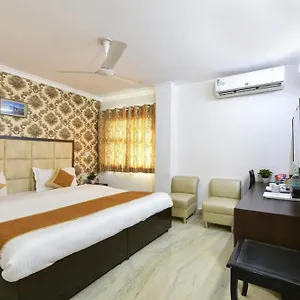 The First By Goyal Hotelie 3* Agra (Uttar Pradesh)
